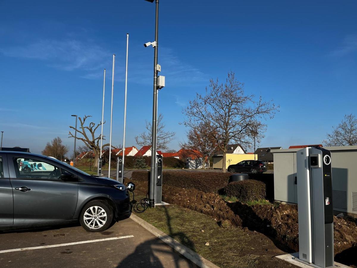 Hotel Sachsen-Anhalt Barleben Exteriör bild