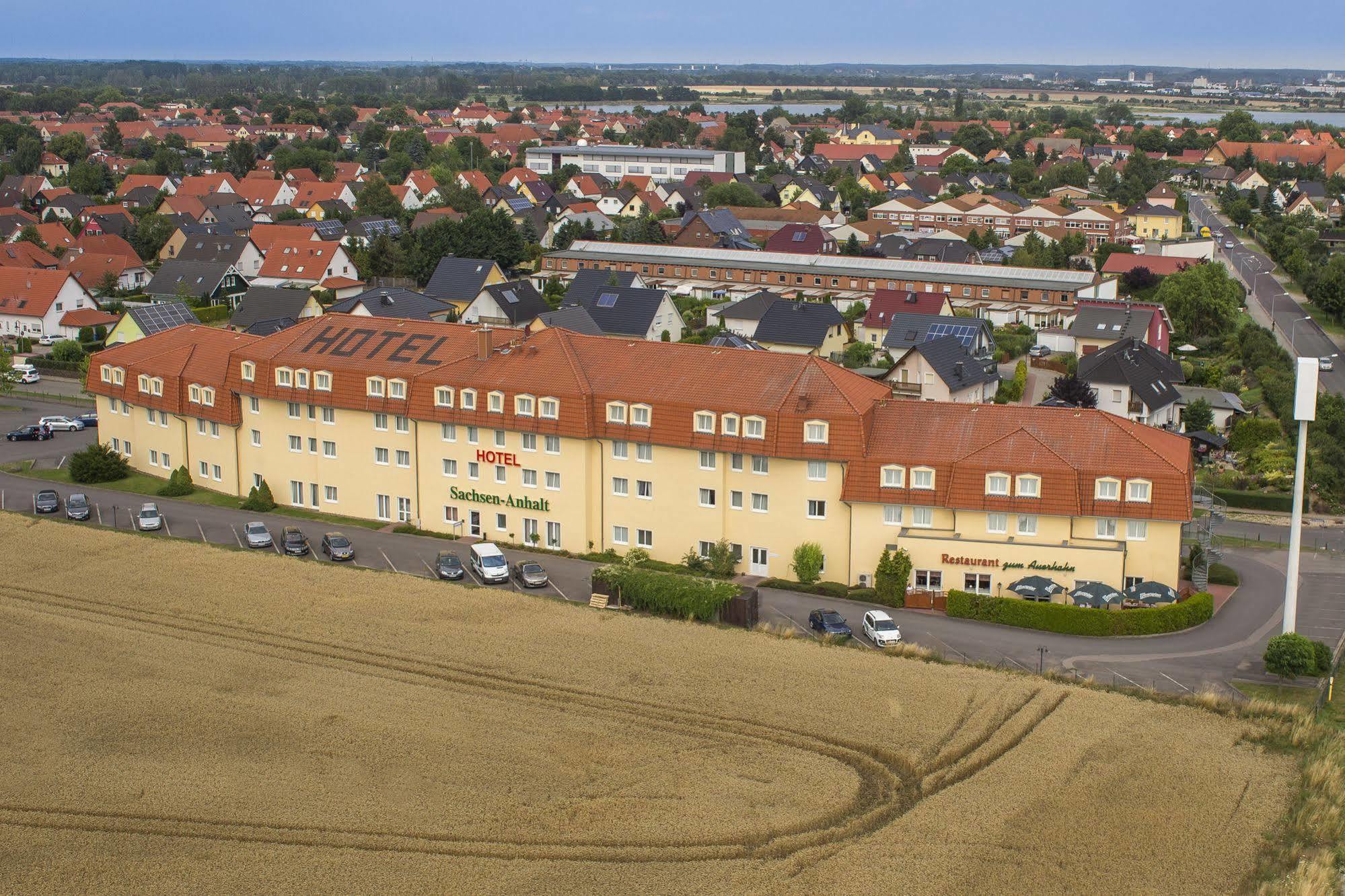 Hotel Sachsen-Anhalt Barleben Exteriör bild